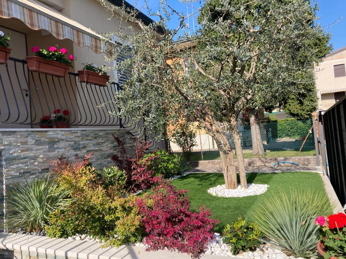 Alloggio Rozafa Peschiera del Garda Exteriör bild